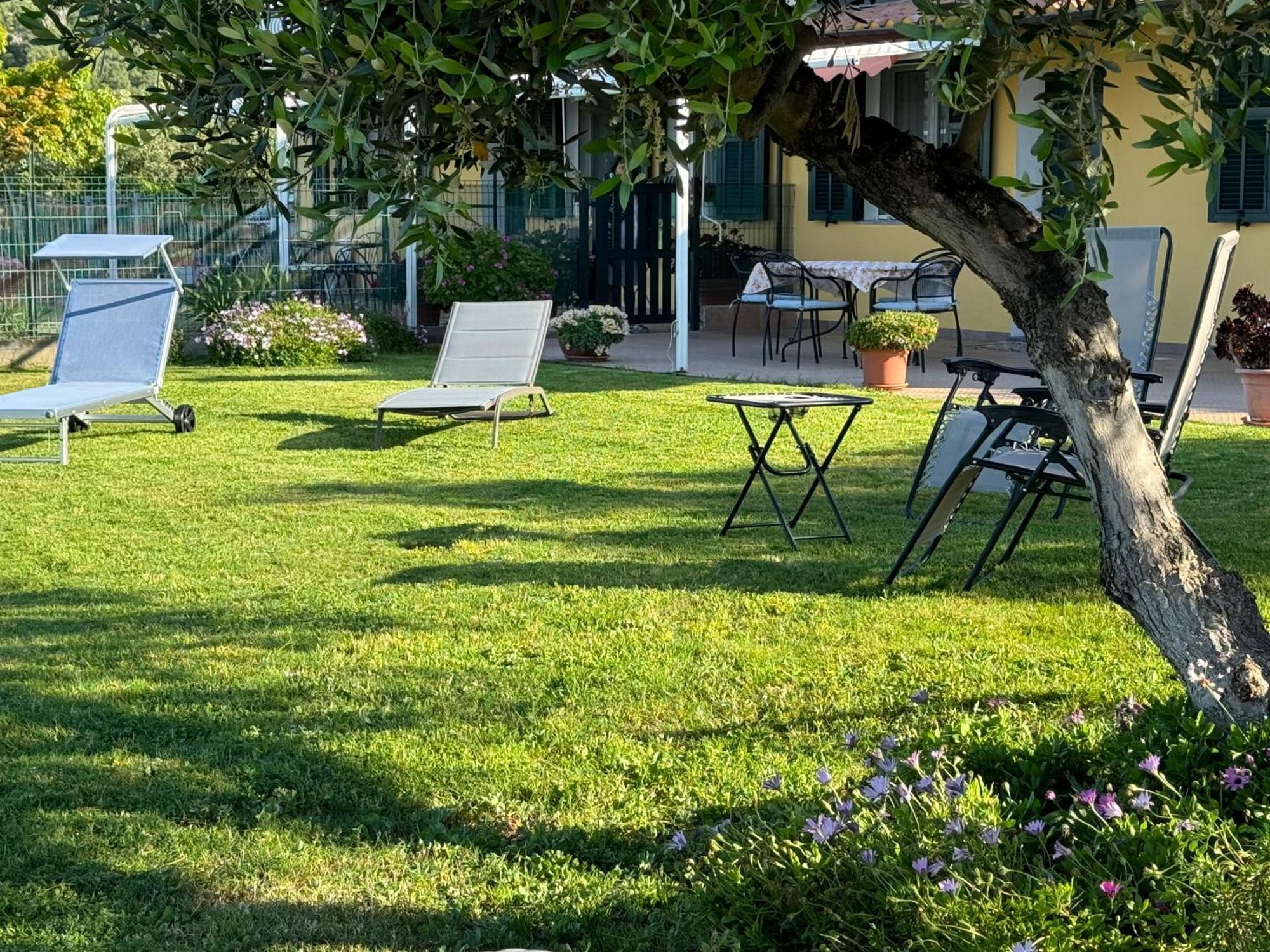 Casa Vista Mare - Superb Garden And Parking Included Villa Imperia Exterior photo